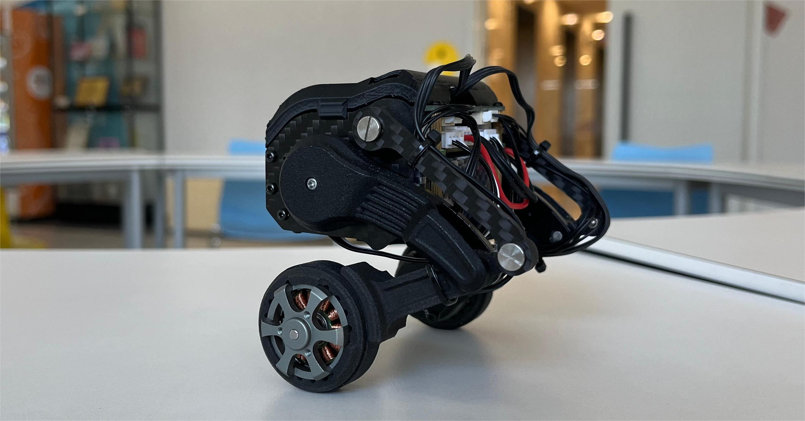 Micro-Wheeled_leg-Robot-阿鬼